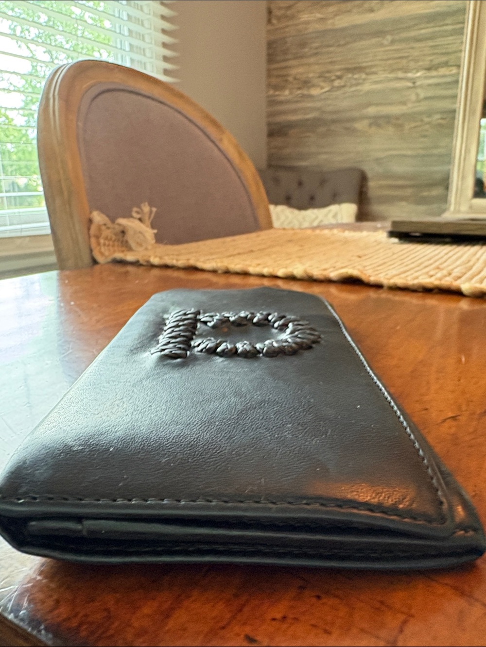 Salvatore Ferragamo Black Woven Logo Leather Wallet - Picture 9 of 11